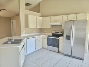 38 White Dove Ln in Palm Coast, FL - Foto de edificio - Building Photo