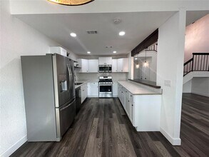 1733 Harliquin Run in Austin, TX - Building Photo - Building Photo
