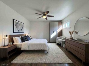 260 Everett Rd in Parsippany Troy Hills, NJ - Building Photo - Building Photo