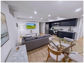 4950 Terra Bella Dr in Lasalle, ON - Building Photo - Building Photo