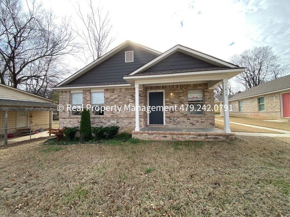 1612 S P St in Fort Smith, AR - Building Photo