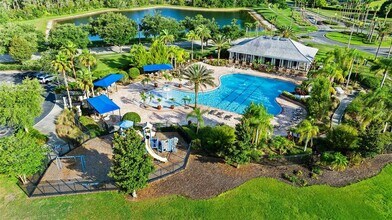 1099 Multiflora Lp in Lutz, FL - Building Photo - Building Photo