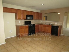 11108 N 143rd E Ave in Owasso, OK - Building Photo - Building Photo