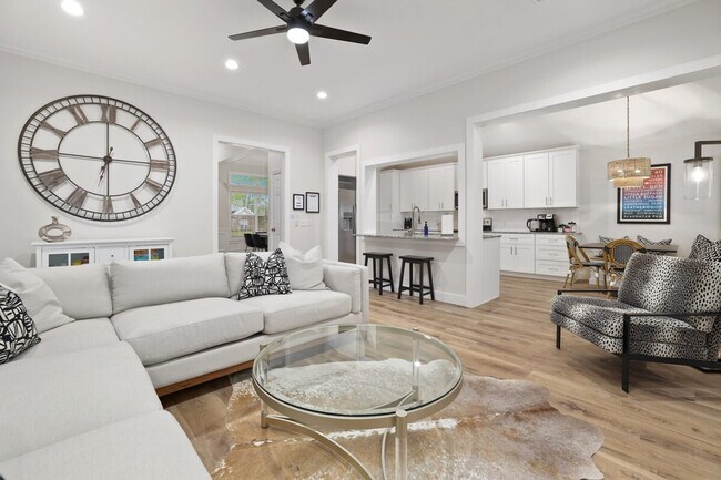 304 Coachlight Dr in Bentonville, AR - Building Photo - Building Photo