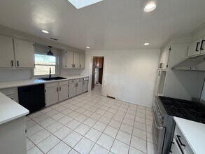 371 County Rd 10 in Clovis, NM - Building Photo - Building Photo