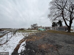 937 Main St in Mohrsville, PA - Building Photo - Building Photo