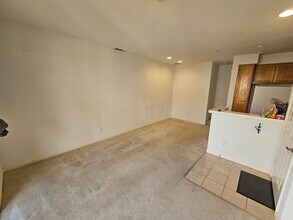 1589 Chandler St in Oakland, CA - Building Photo - Building Photo