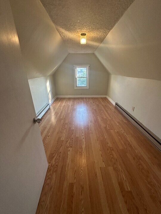 569 Main St, Unit 2 in Medford, MA - Foto de edificio