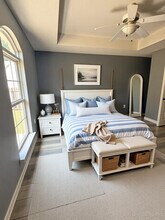 329 Strawbridge Dr in Crestview, FL - Foto de edificio - Building Photo