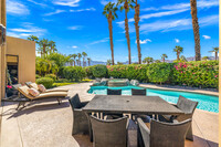 50445 Mountain Shadows Rd in La Quinta, CA - Foto de edificio - Building Photo