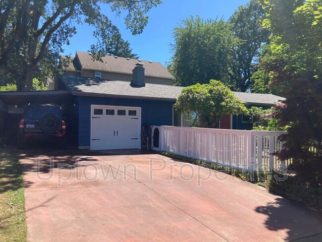 property at 16620 SW Oak St