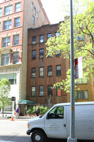 22 E 22nd St Apartments