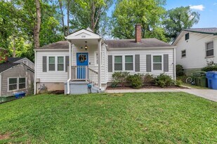 1759 N Olympian Way SW in Atlanta, GA - Building Photo
