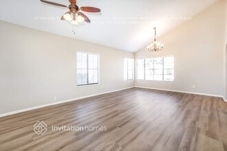 3135 N 64th St in Mesa, AZ - Building Photo - Building Photo