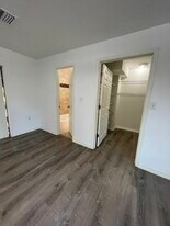 3411 Sunrise Blvd in Fort Pierce, FL - Building Photo