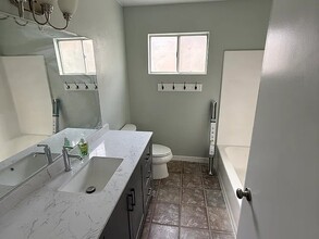 1740 Marigold Ln in Paso Robles, CA - Building Photo - Building Photo
