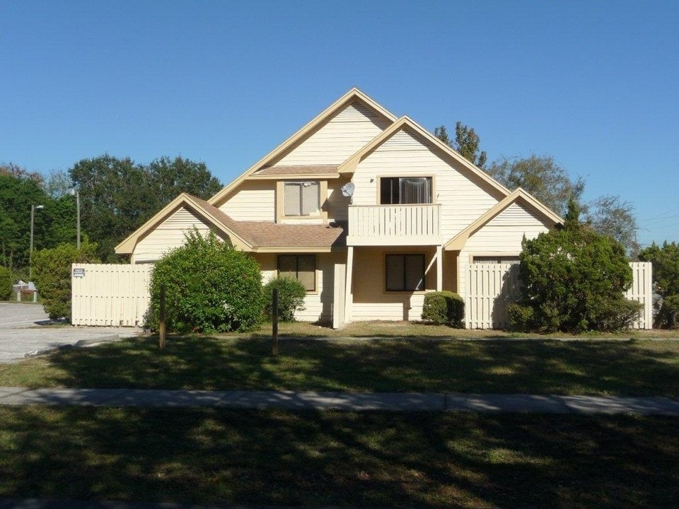 3101 Avenue V NW in Winter Haven, FL - Building Photo