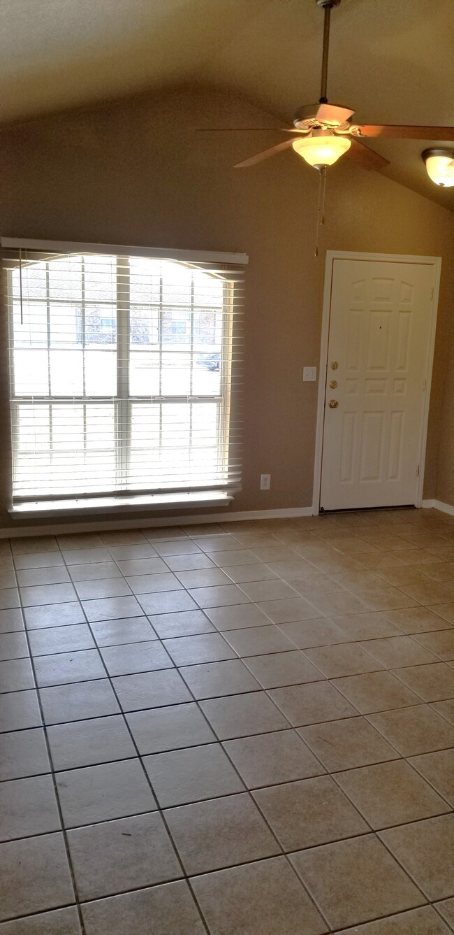 2105 Agate Dr in Killeen, TX - Building Photo - Building Photo