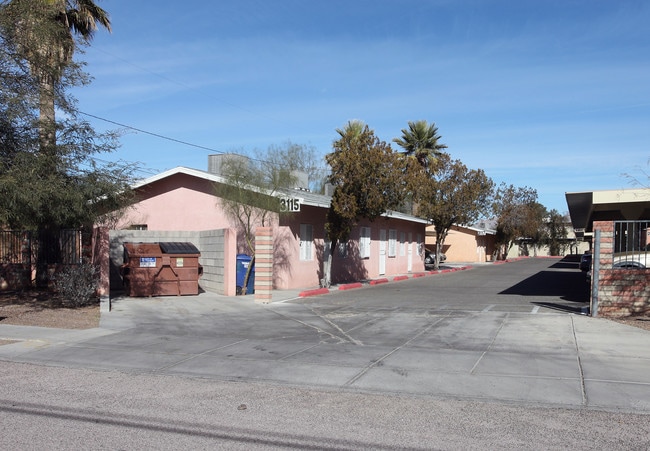 3115-3121 E Bellevue St in Tucson, AZ - Foto de edificio - Building Photo