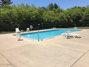 8522 Jasonville Ct SE, Unit 8522 in Caledonia, MI - Foto de edificio - Building Photo