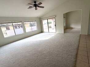 1870 E Purple Martin Ln in Green Valley, AZ - Building Photo - Building Photo