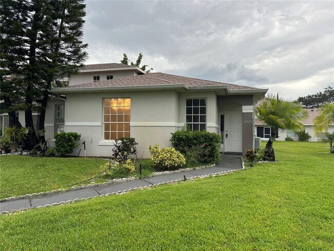 14572 Laguna Beach Cir in Orlando, FL - Building Photo - Building Photo