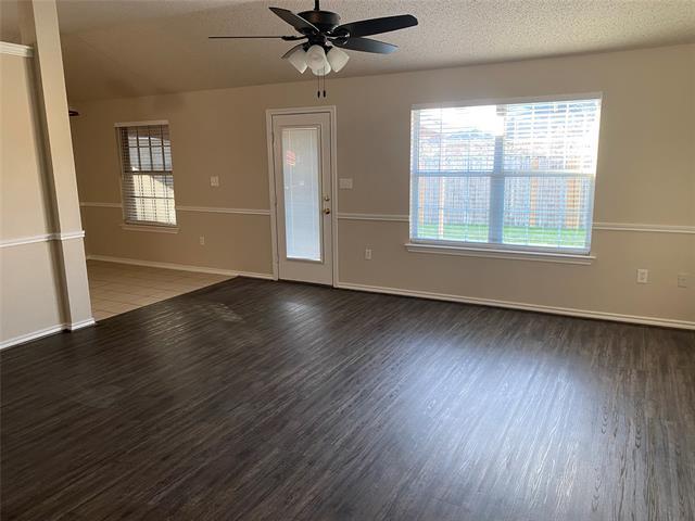 622 Brenna Rd in Waxahachie, TX - Building Photo - Building Photo