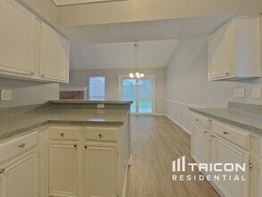 160 Westwood Dr in Rockwall, TX - Foto de edificio - Building Photo