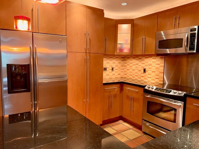 10841 SW 67th Dr in Miami, FL - Building Photo - Building Photo