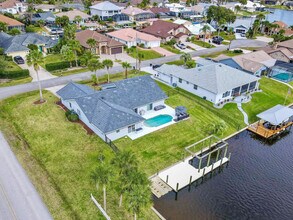 2 Cedar Ct in Palm Coast, FL - Building Photo - Building Photo