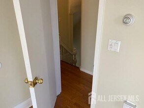 120 Woodbridge Ave in Woodbridge, NJ - Building Photo - Building Photo