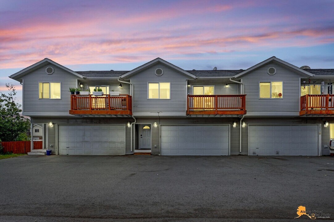 2022 E 73rd Ave in Anchorage, AK - Building Photo