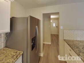 413 S Willow St in Mansfield, TX - Building Photo - Building Photo