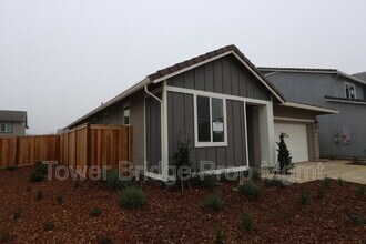 4249 Privas Wy in Rancho Cordova, CA - Building Photo - Building Photo