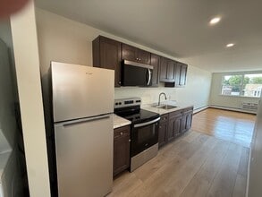 9317 Walker St in Philadelphia, PA - Building Photo - Building Photo