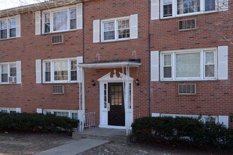 425-435 North St in Randolph, MA - Building Photo - Building Photo