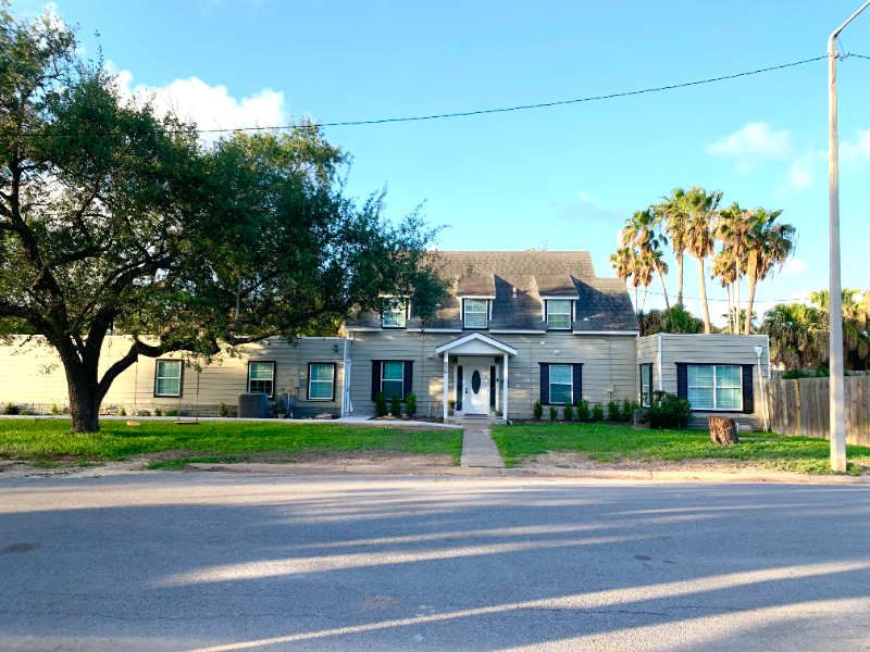 105 Hibiscus Ct in Brownsville, TX - Building Photo