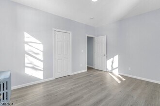 918 Pennington St, Unit 2 in Elizabeth, NJ - Building Photo - Building Photo