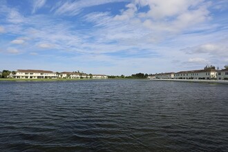 Emerald Lake in Lake Worth, FL - Building Photo - Building Photo