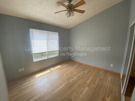 1324-1326 Knollwood Ave in Kalamazoo, MI - Building Photo