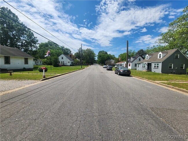 3306 Granby St in Hopewell, VA - Building Photo - Building Photo
