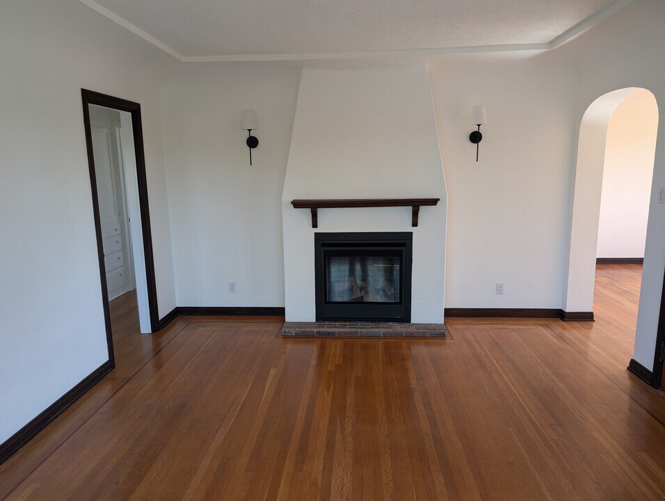 436 Orizaba Ave, Unit 436 Orizaba in Long Beach, CA - Building Photo