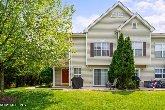 property at 15 St Paul Ct