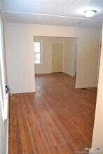 5 Brookside Ave in Winchester, CT - Building Photo - Building Photo