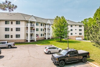 Gramercy Park Cooperative in Duluth, MN - Foto de edificio - Building Photo