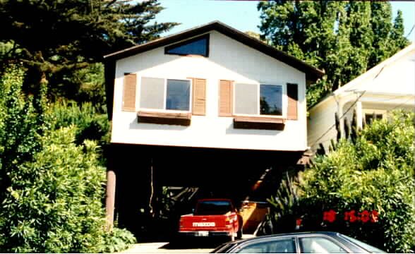 519-521 Easterby St in Sausalito, CA - Building Photo