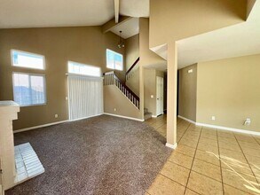 4484 Goldfinch Way in Oceanside, CA - Building Photo - Building Photo
