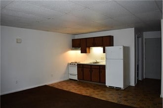 183 Woodmont Ave-Unit -#6 in Steubenville, OH - Building Photo - Building Photo