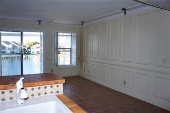 273 Cypress Point Dr in Palm Beach Gardens, FL - Building Photo - Building Photo