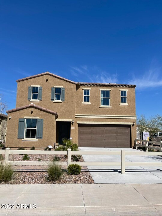 12540 Glenn Dr in Glendale, AZ - Building Photo